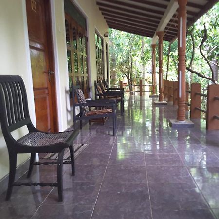 Sigiri Holiday Inn Inamaluwa Exterior photo
