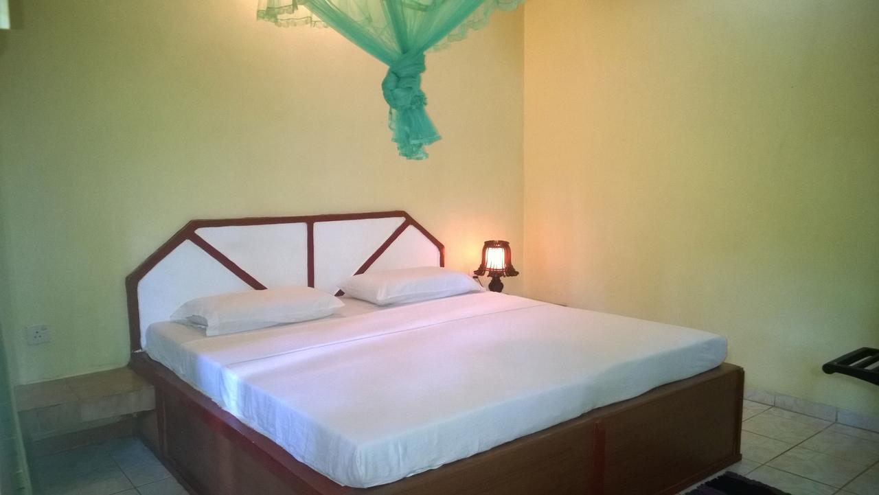 Sigiri Holiday Inn Inamaluwa Exterior photo